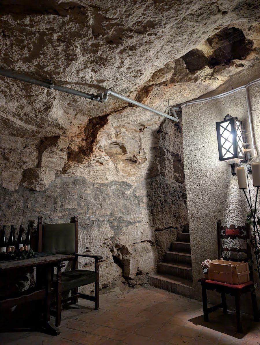 Faust Wine Cellar, Budapest