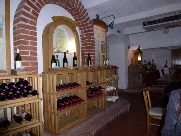 Tasting Table Budapest