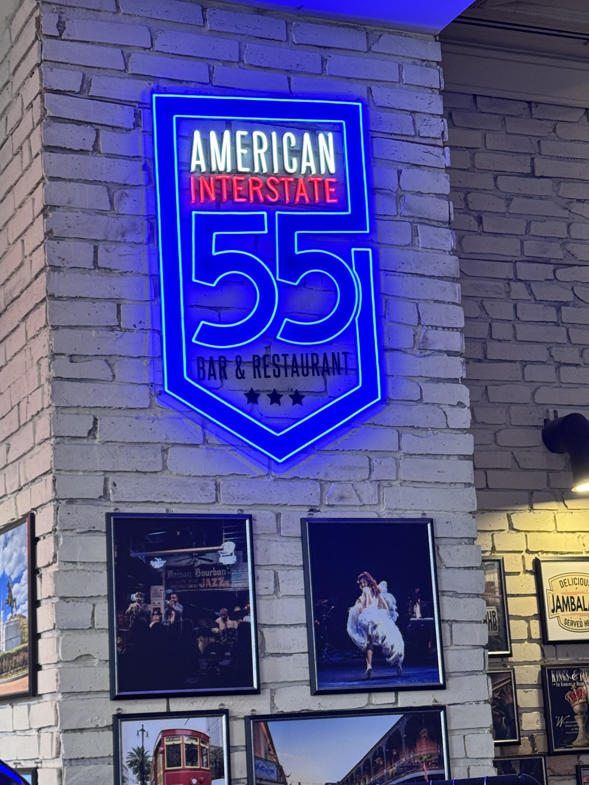 i55 American Bar &amp; Restaurant, Budapest