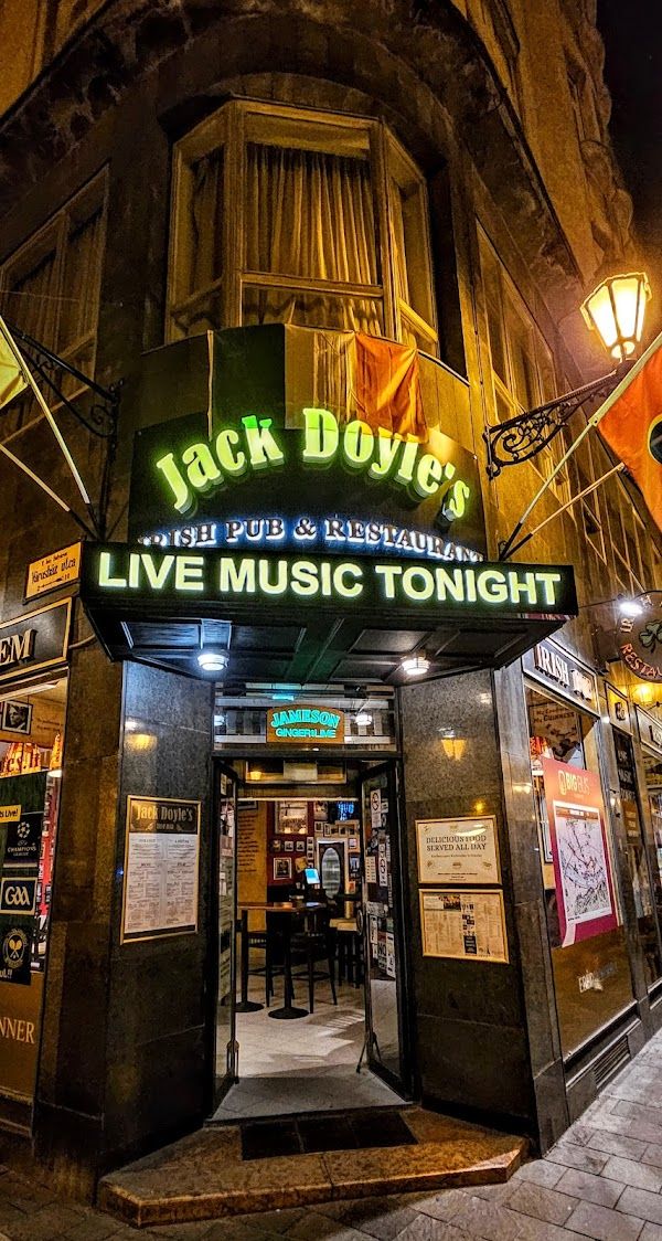 Becketts Irish Pub