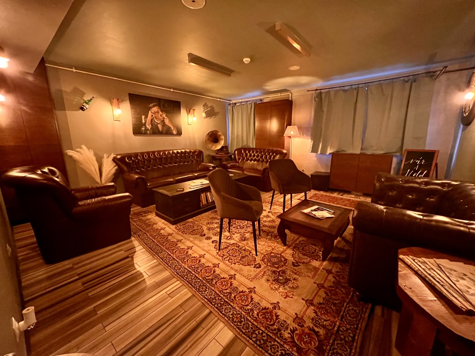 Pas/sport Pub interior in Pasaret, Buda, Budapest