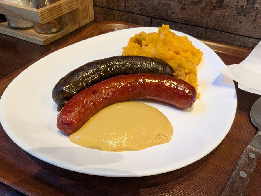 Pesti Disznotoros, Budapest