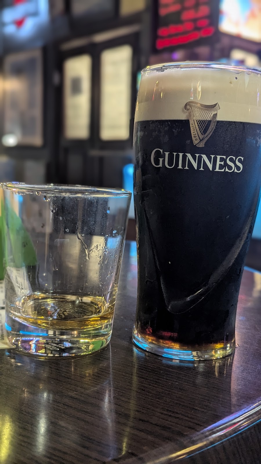 Pingvin Pub, Budapest