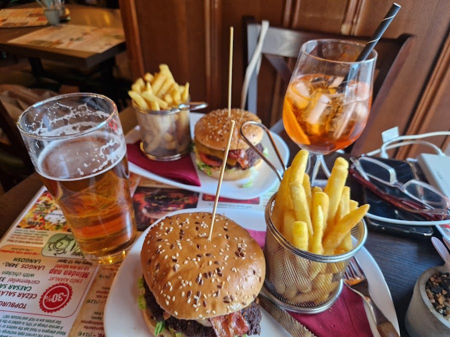 Szep Korut Bar, Budapest