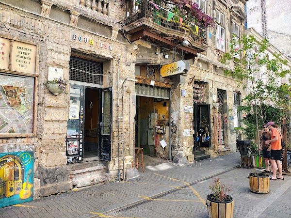 Boutiq' Bar