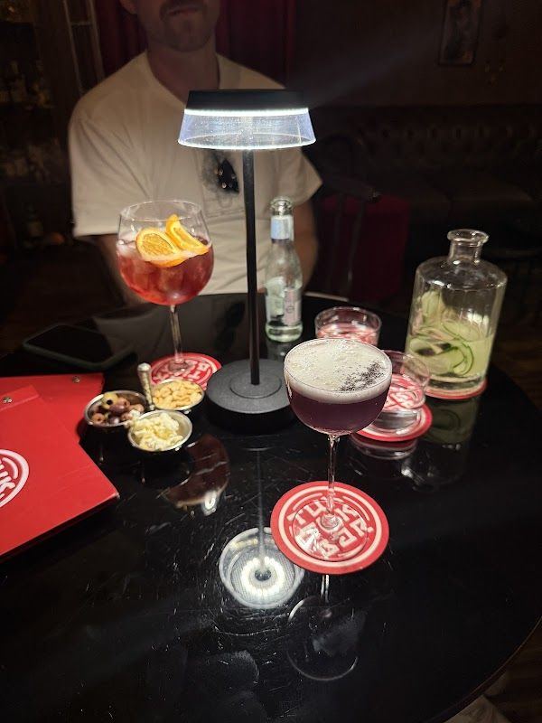 Boutiq' Bar