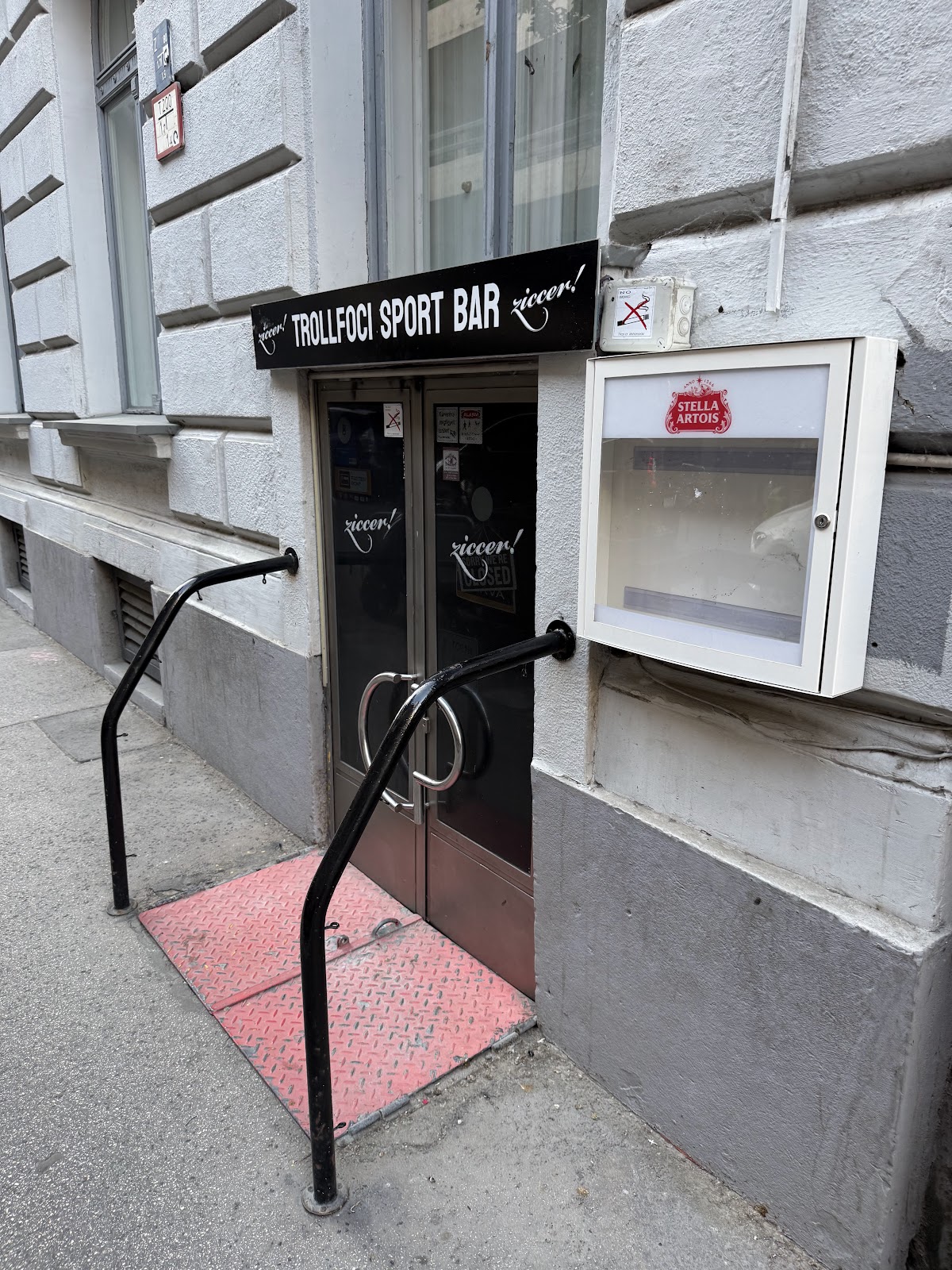 Ziccer, Budapest