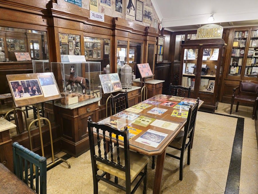 Cafe Tortoni Bar, Buenos Aires