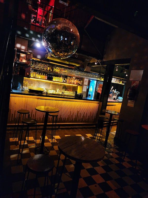 Cafe Tortoni Bar