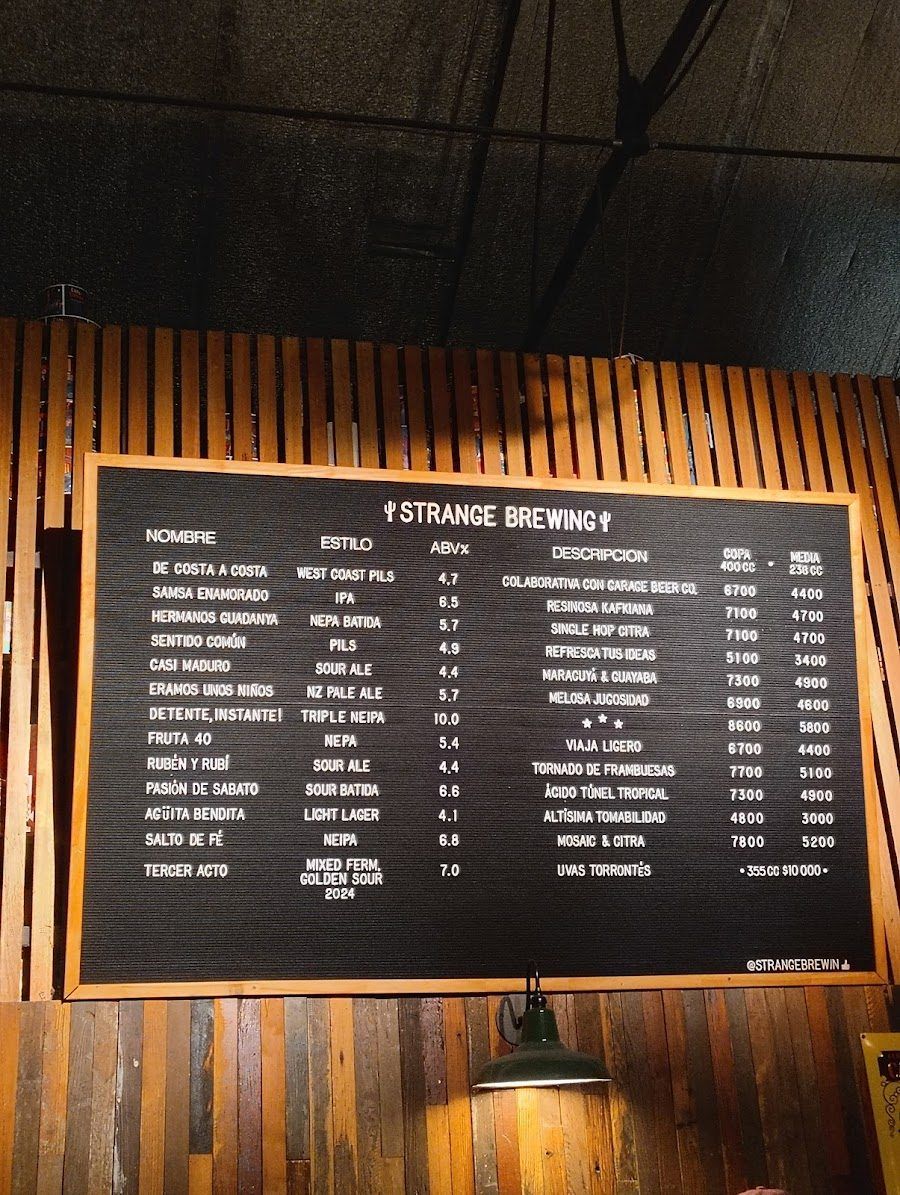Strange Brewing Co Tap Room, Buenos Aires