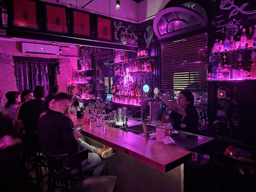 Tres Monos, Buenos Aires