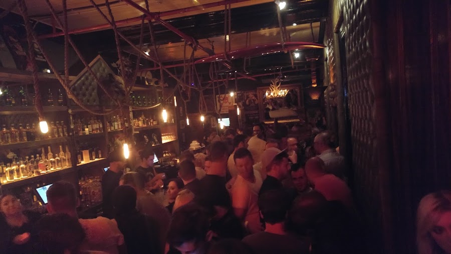 Aces 'n' Spades, Cape Town