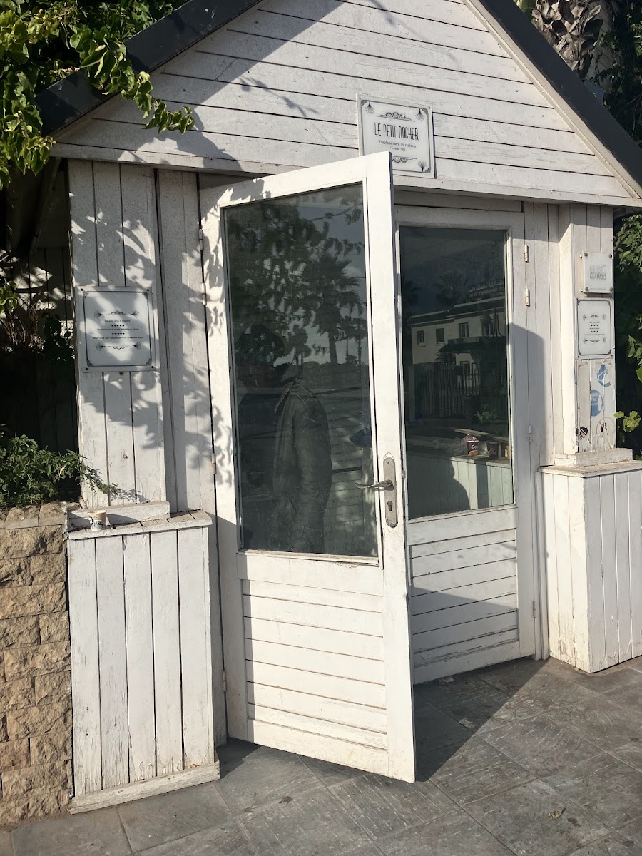 Le Petit Rocher, Casablanca