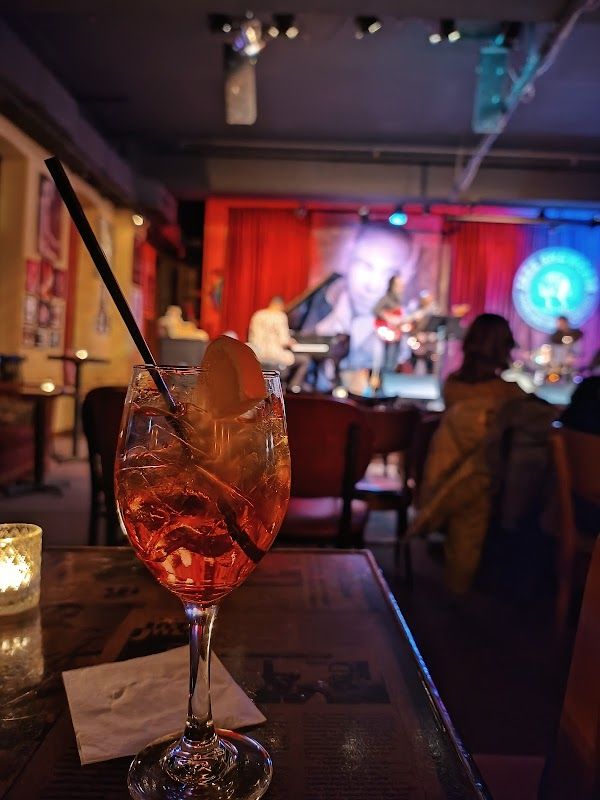 Green Mill Cocktail Lounge