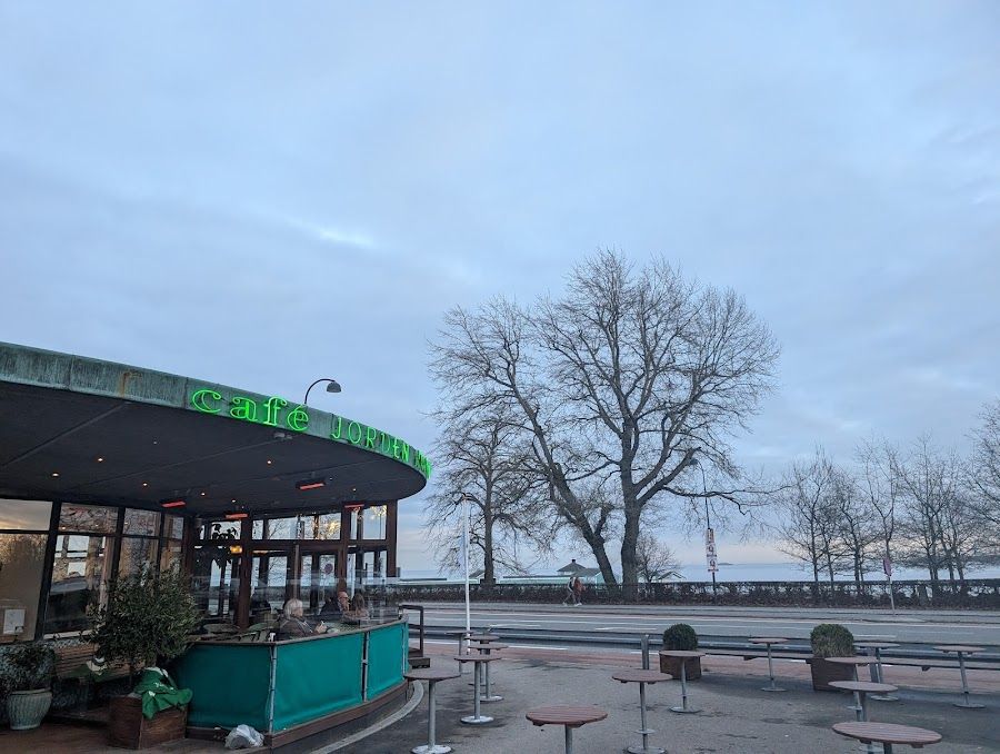 Cafe Jorden Rundt, Copenhagen