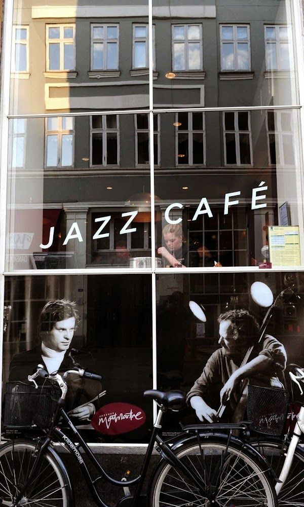 Mojo Blues Bar