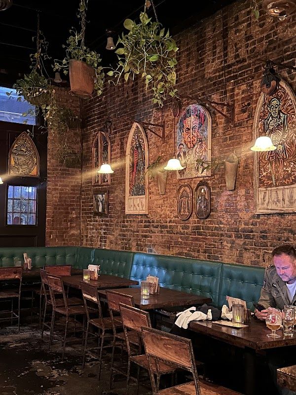 Trinity Hall Irish Pub