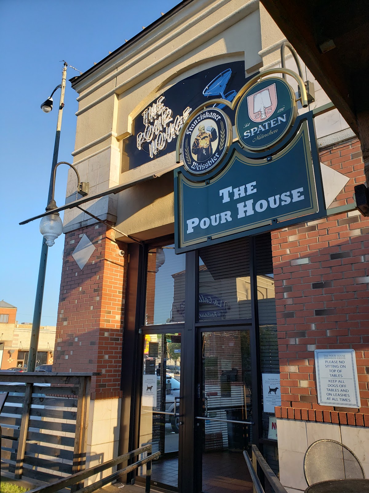 The Pour House, Dallas