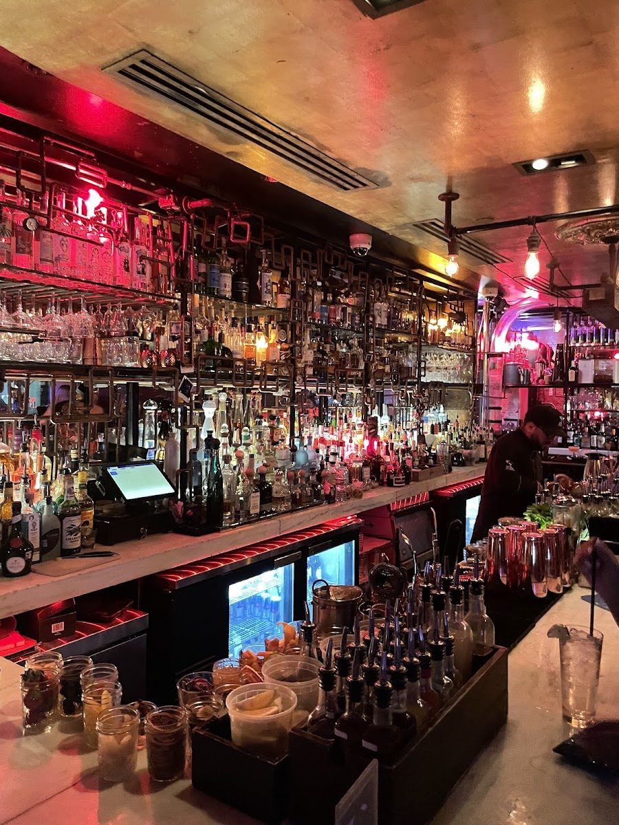The Tipsy Alchemist, Dallas