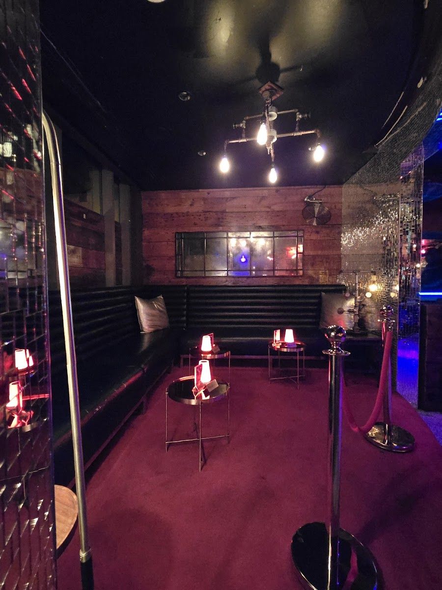 The Tipsy Alchemist, Dallas
