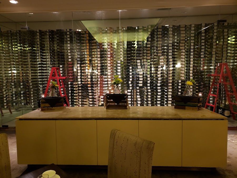 The Pyramid Restaurant Bar, Dallas