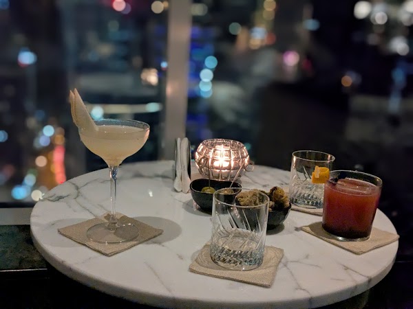 Bar 44 in Dubai