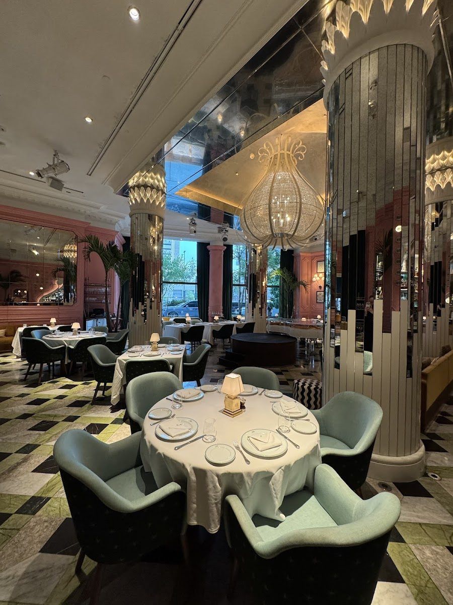 Josette, Dubai