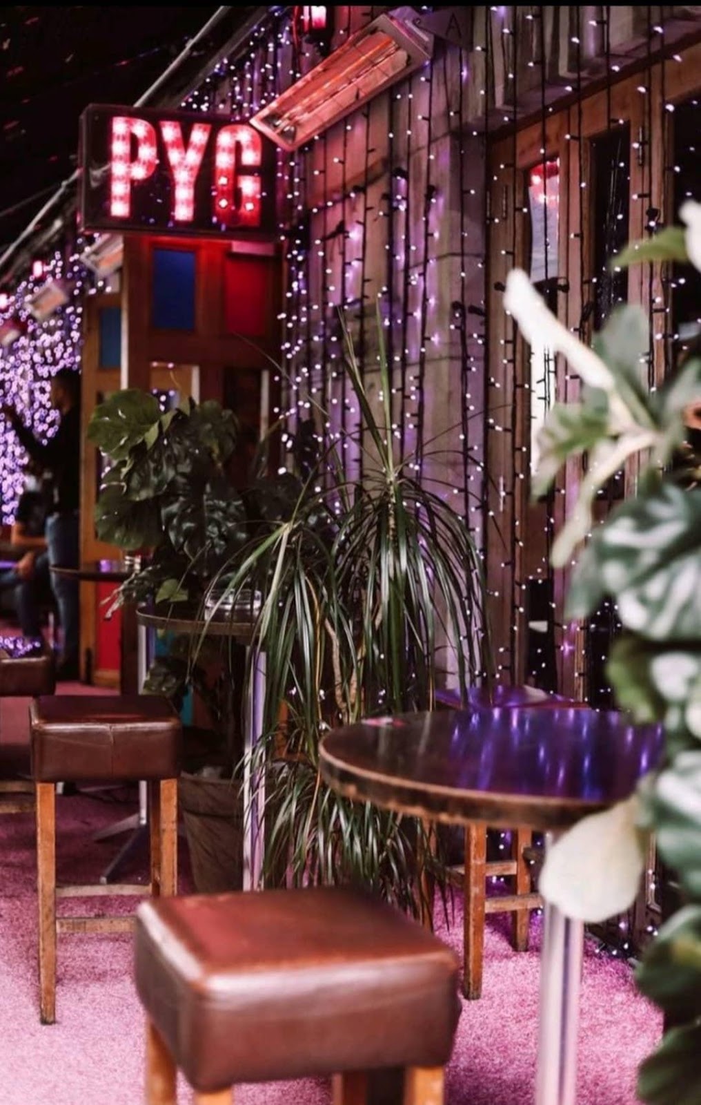 Cocktails and night crowd at Pygmalion in the Powerscourt Townhouse, South William Street, Dublin