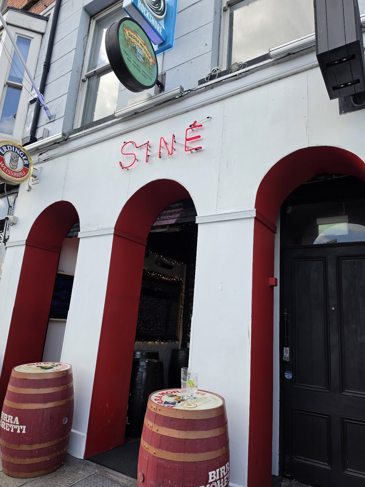 Sin É, Dublin