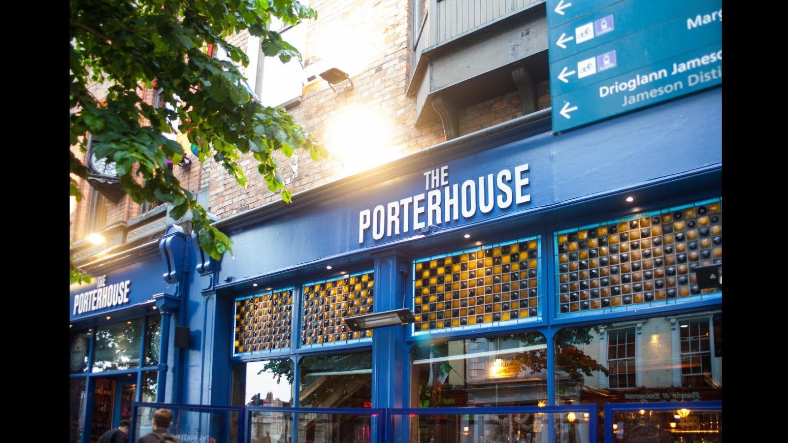 The Porterhouse Temple Bar Dublin bar interior
