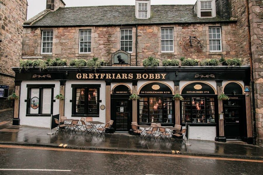 Greyfriars Bobby's Bar, Edinburgh