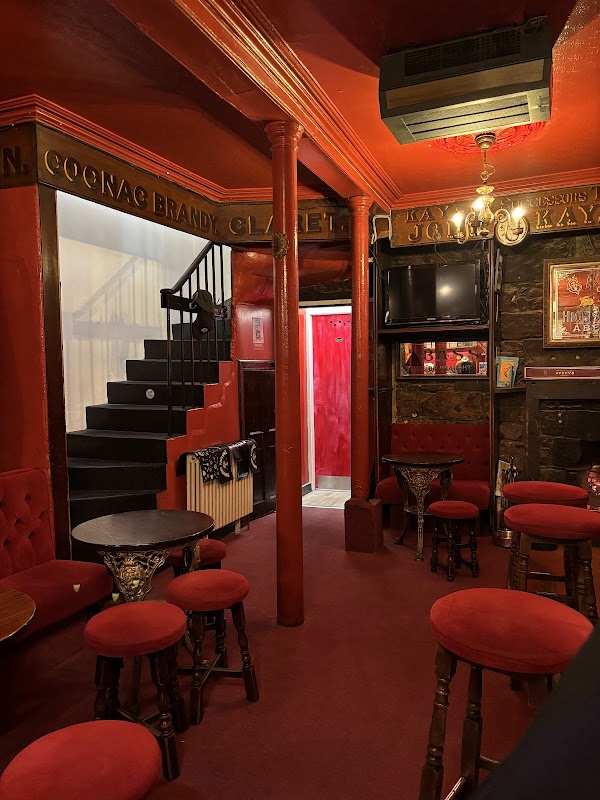 Kay's Bar in Edinburgh