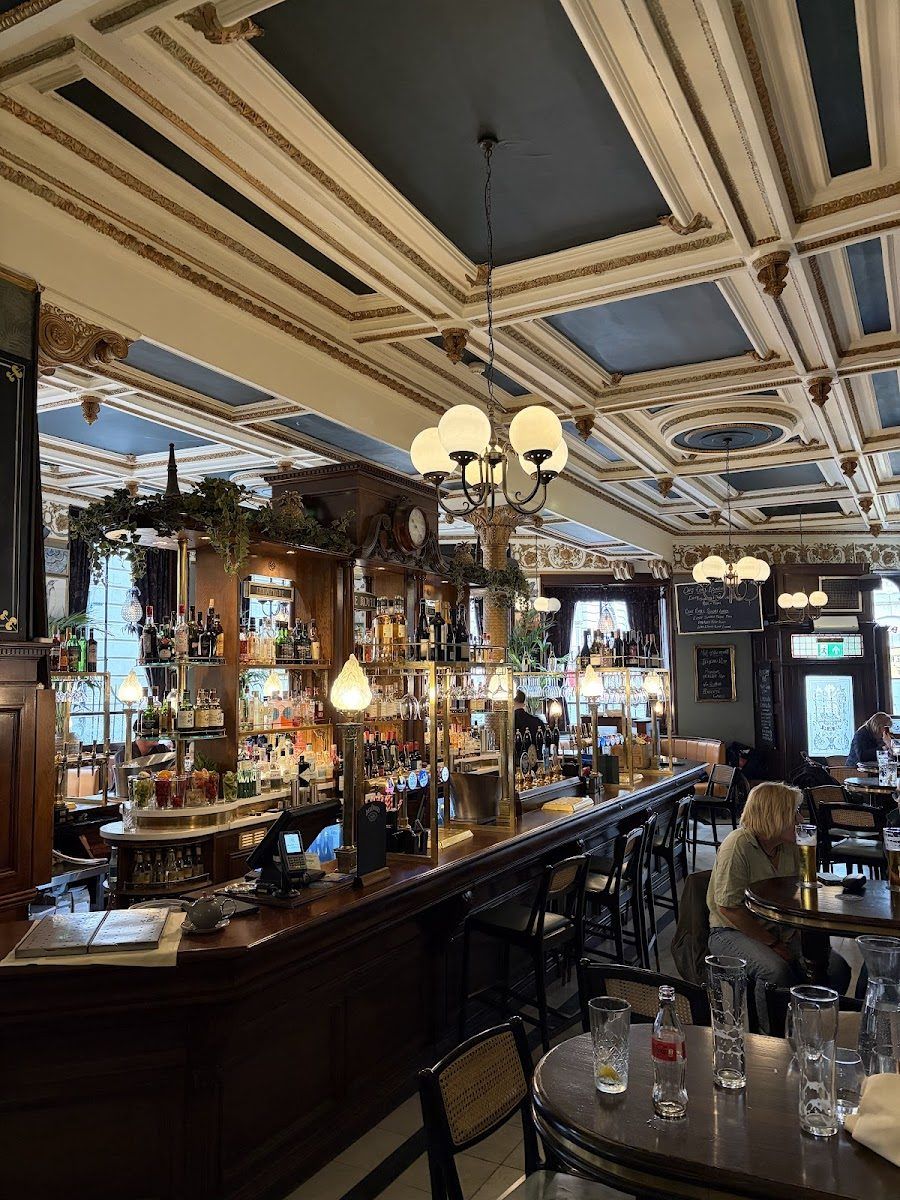 The Cafe Royal Circle Bar, Edinburgh