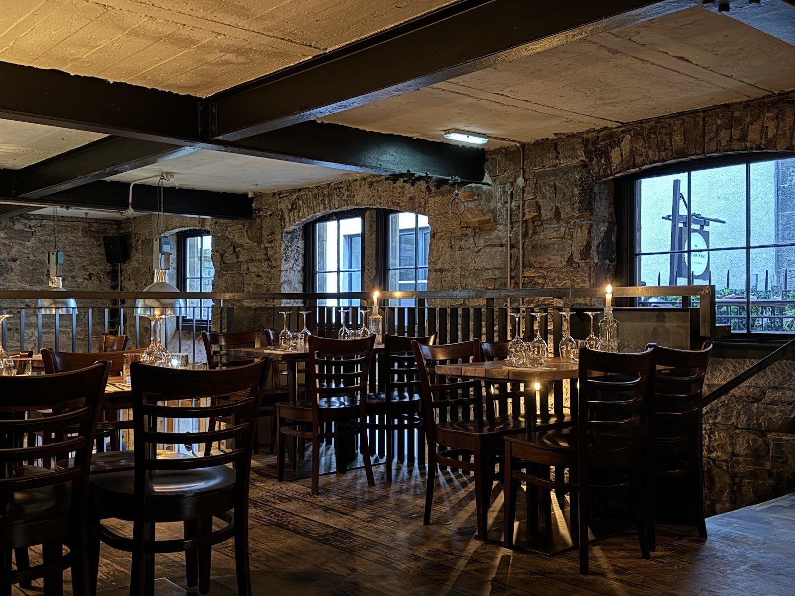The Devil's Advocate, Edinburgh