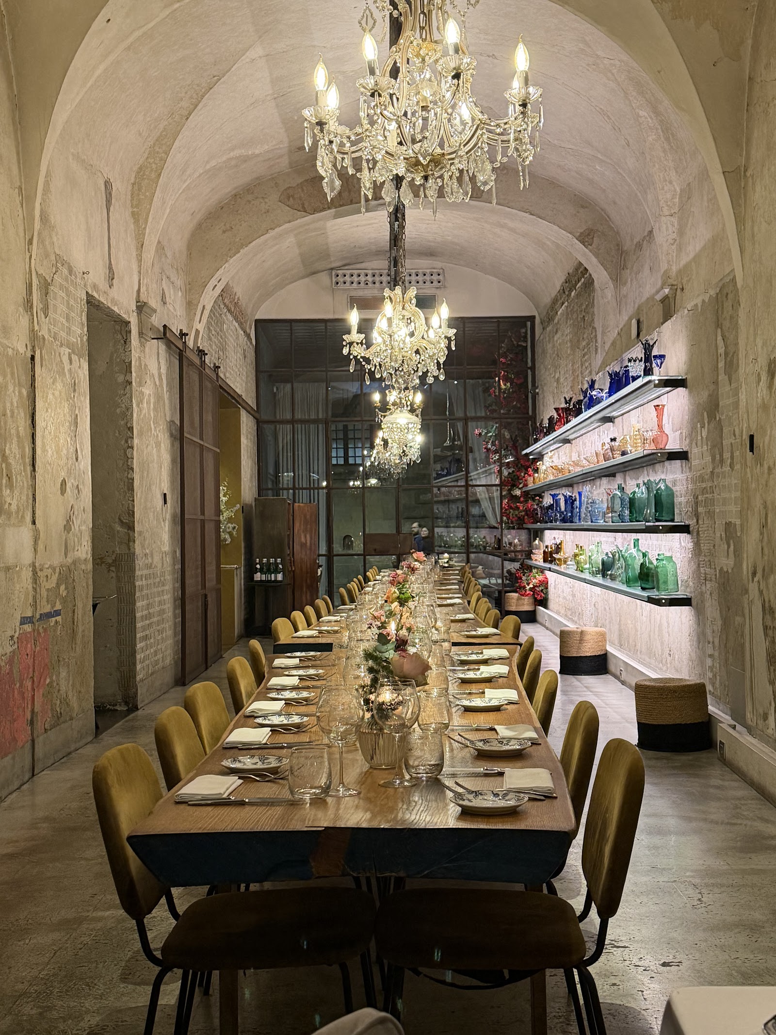 La Ménagère Florence bar interior
