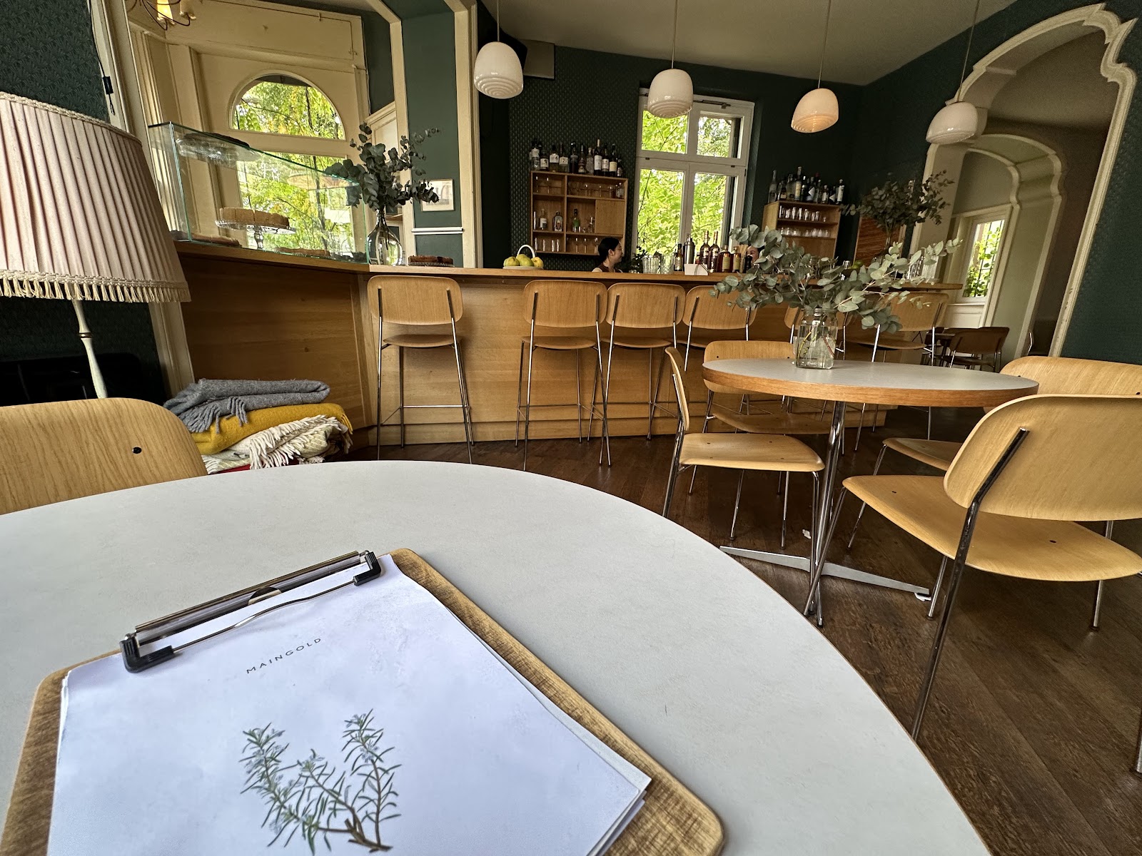 Maingold Frankfurt bar interior