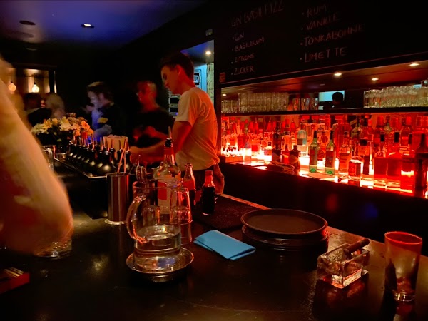 The Kinly Bar