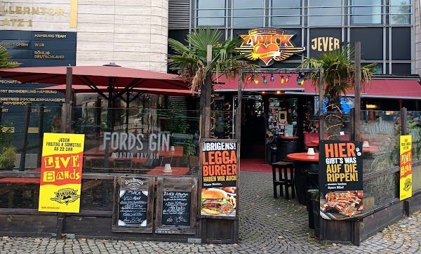 Die Poste im Park Bar