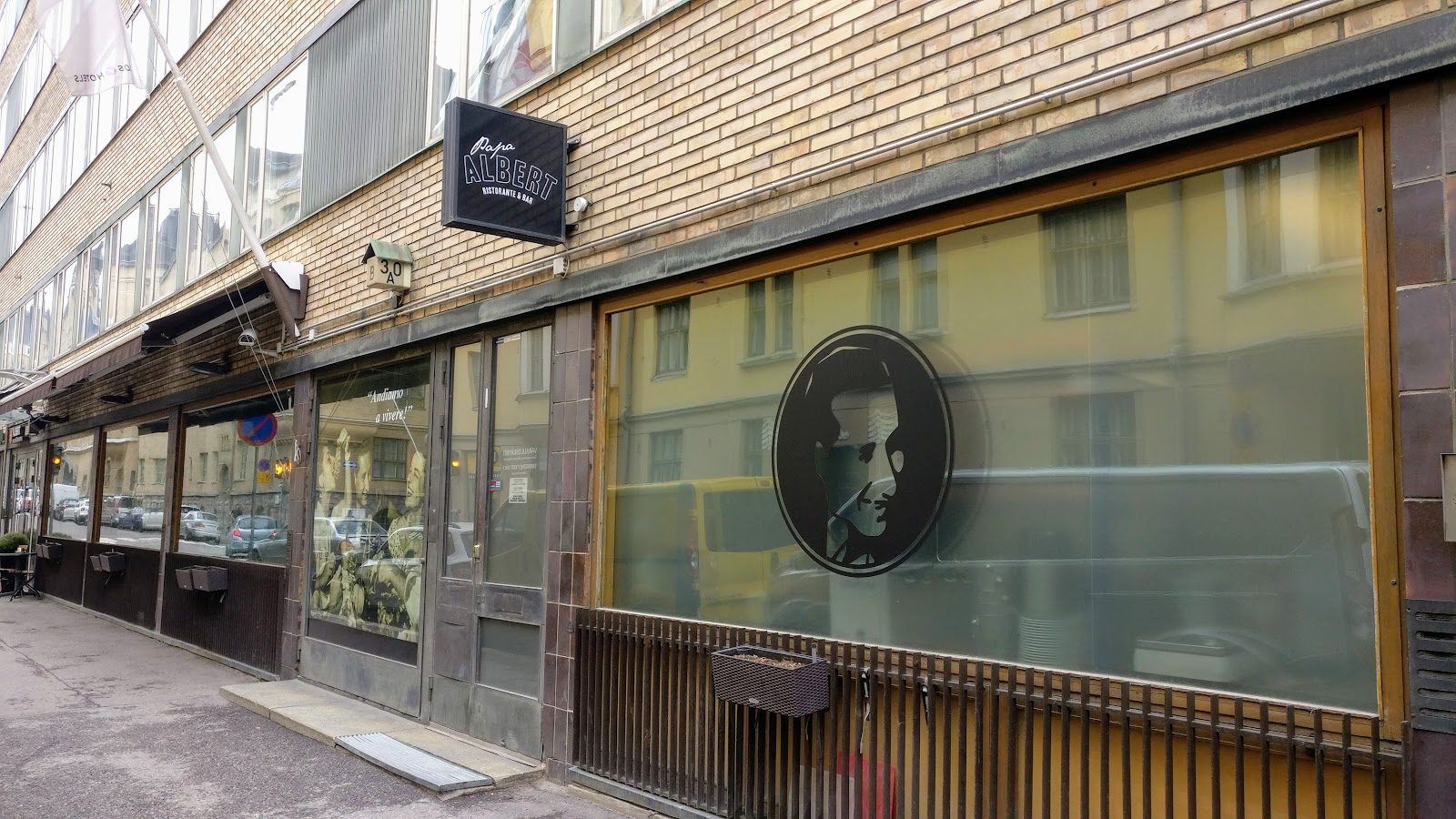 Cafe Papa Albert, Helsinki