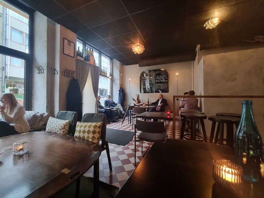 Luomo Restaurant Bar, Helsinki