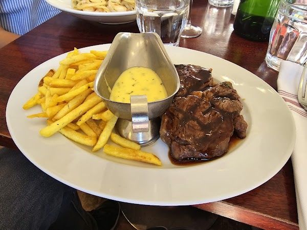 Tehdas Restaurant & Bar