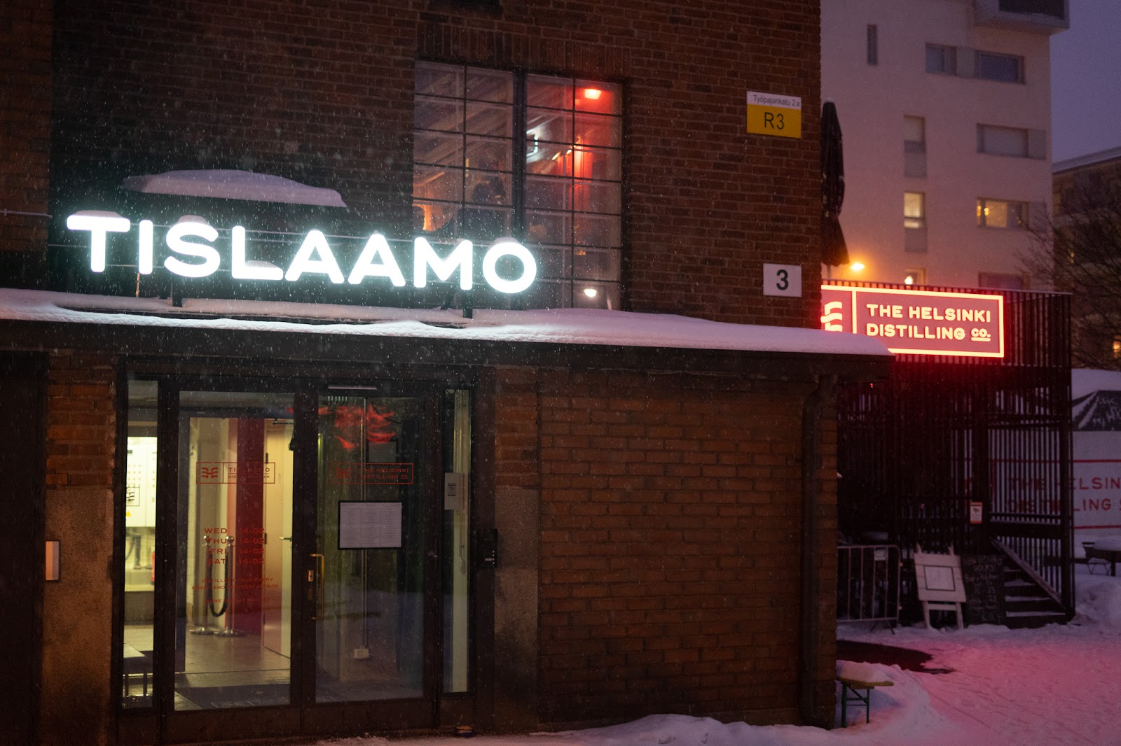 Tislaamo Distillery Bar