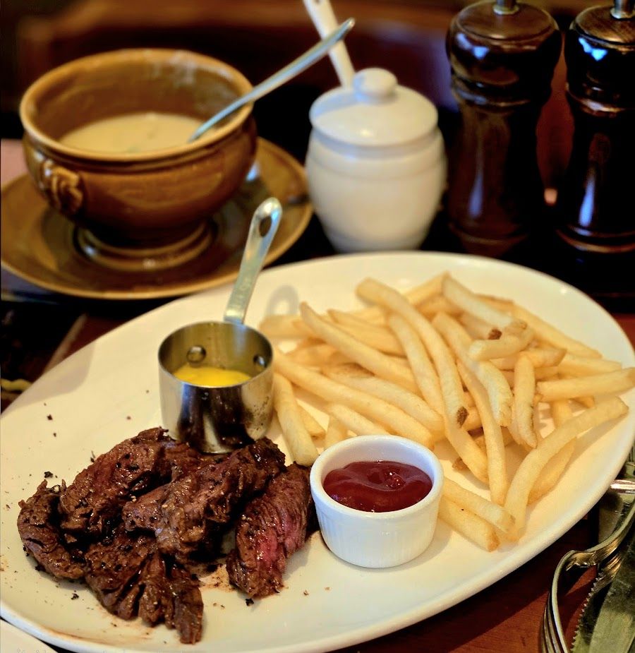 Bouchon Bistro Bar, Hong Kong
