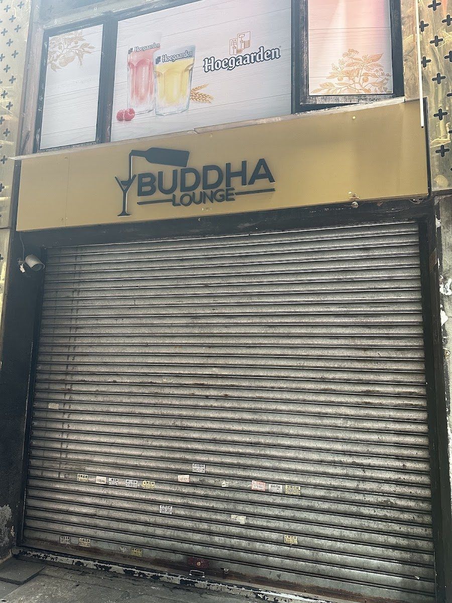 Buddha Bombardier, Hong Kong