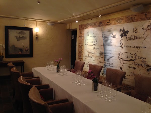 Crown Wine Cellars in Hong Kong