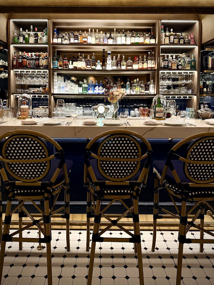 La Cabane, Hong Kong