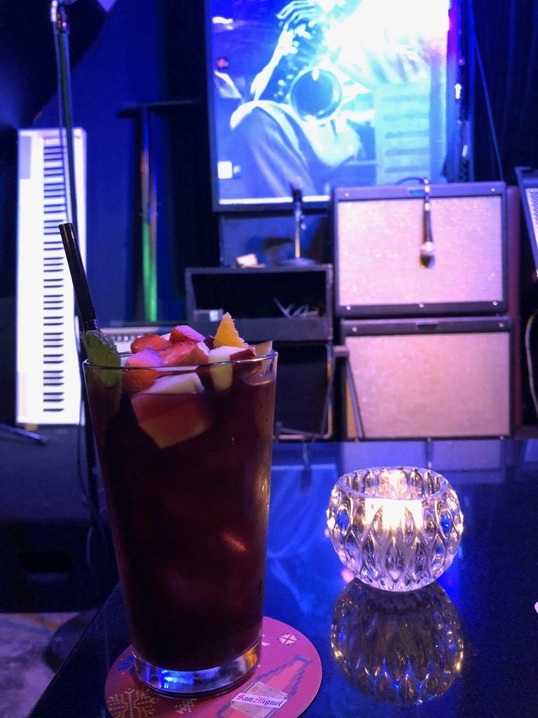 Peel Fresco Music Lounge, Hong Kong