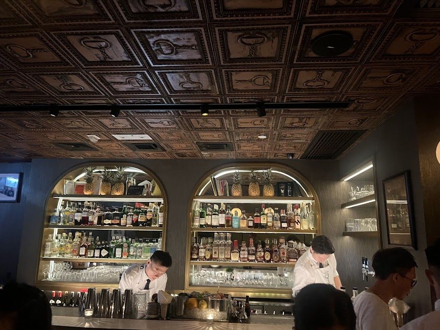 The Diplomat, Hong Kong