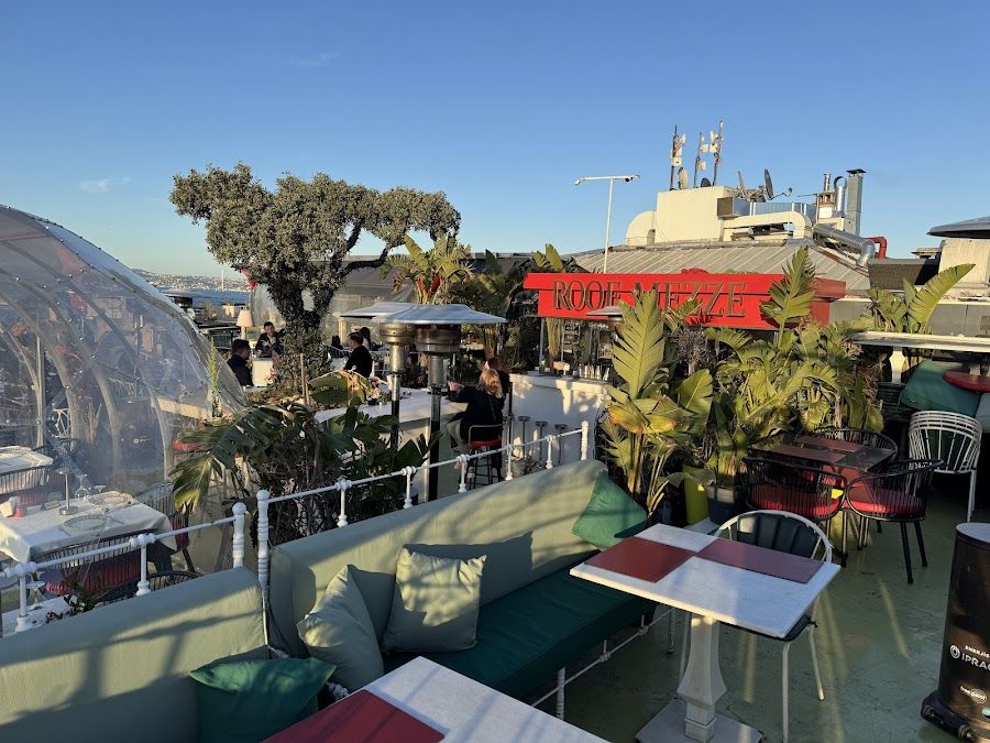 360 East, Istanbul