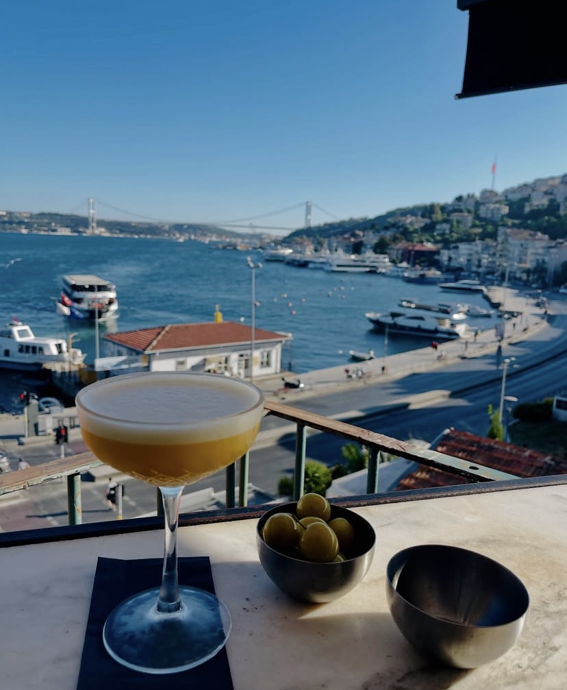 Alexandra Cocktail Bar, Istanbul